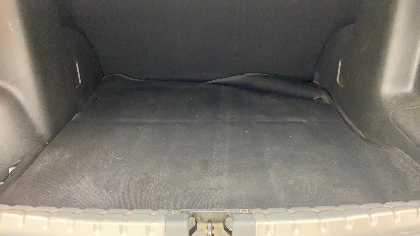 2017 Nissan Terrano XL D PLUS, Diesel, Manual, 85,983 km, Boot Inside