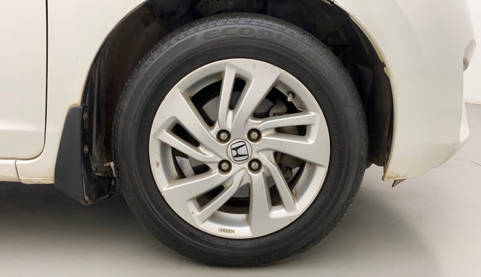 2015 Honda Jazz 1.5L I-DTEC VX, Diesel, Manual, 1,03,857 km, Right Front Wheel