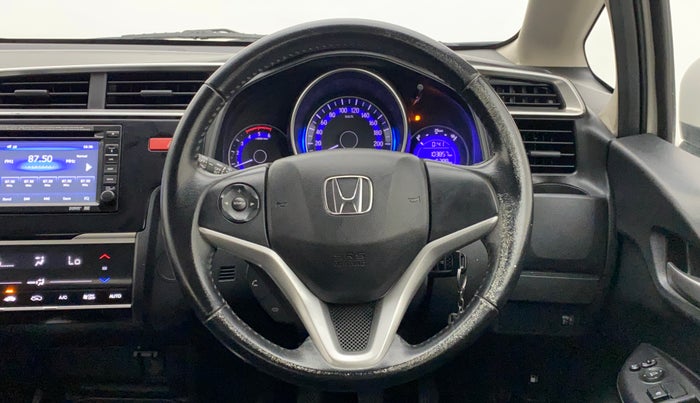 2015 Honda Jazz 1.5L I-DTEC VX, Diesel, Manual, 1,03,857 km, Steering Wheel Close Up