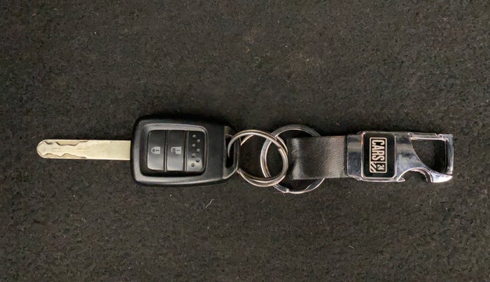 2015 Honda Jazz 1.5L I-DTEC VX, Diesel, Manual, 1,03,857 km, Key Close Up