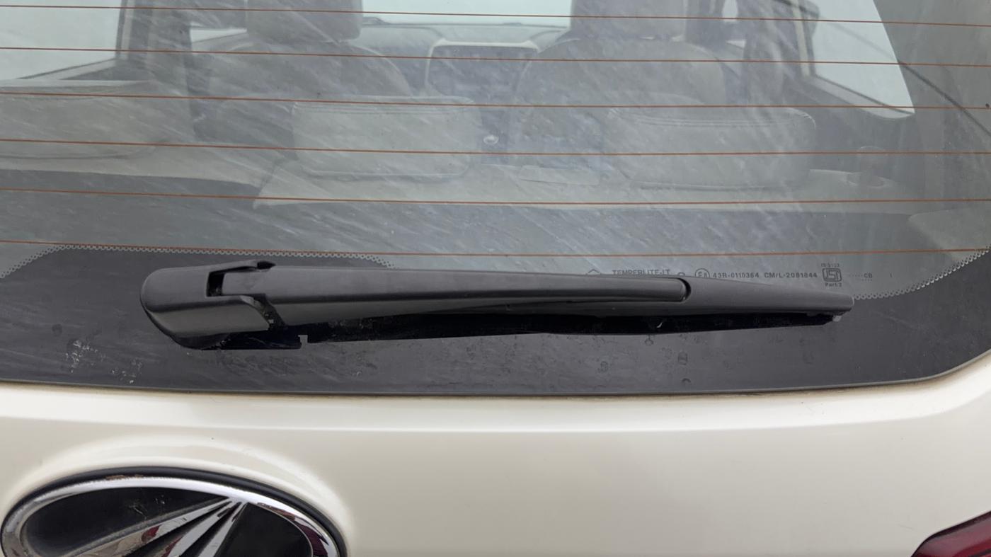2019 Mahindra XUV300 W8 (O) 1.2 PETROL, Petrol, Manual, 64,948 km, Rear Wiper