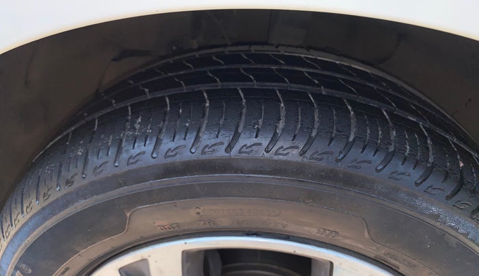 2023 Tata TIGOR XZ PLUS CNG, CNG, Manual, 30,087 km, Left Front Tyre Tread