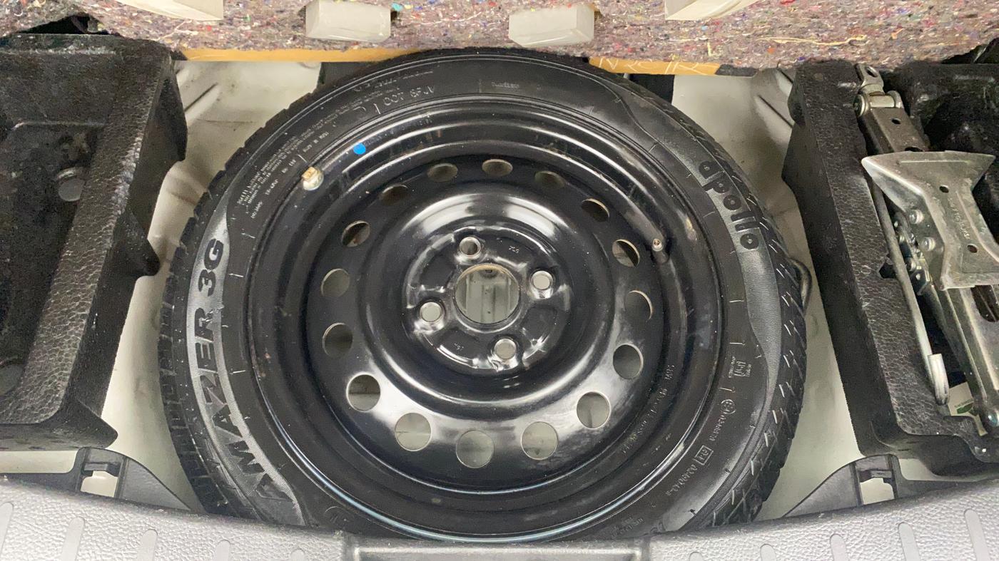 2014 Maruti Wagon R 1.0 VXI, Petrol, Manual, 38,515 km, Spare Tyre