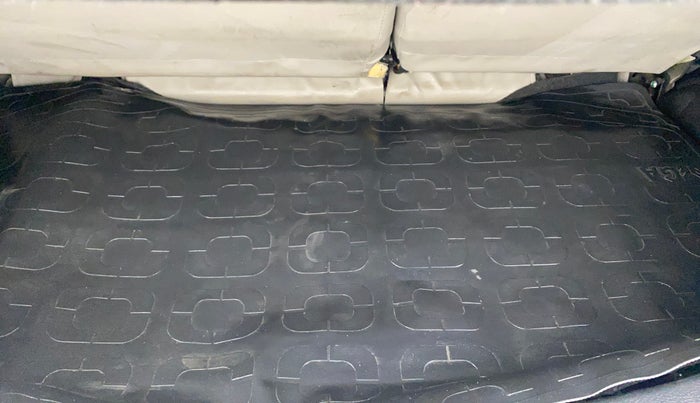 2014 Maruti Wagon R 1.0 VXI, Petrol, Manual, 38,515 km, Boot Inside