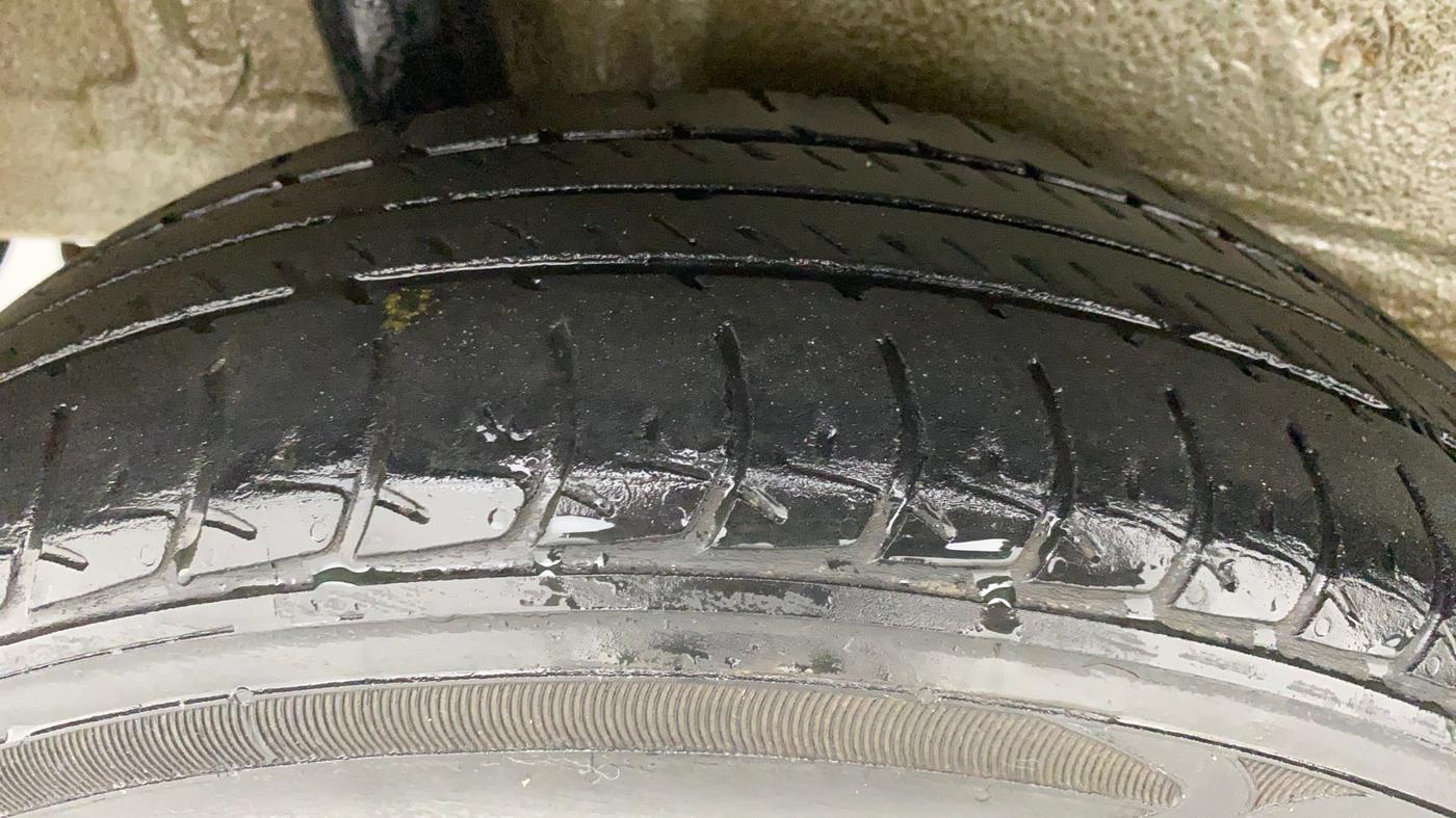 2019 Maruti New Wagon-R VXI 1.0, Petrol, Manual, Right Rear Tyre Tread