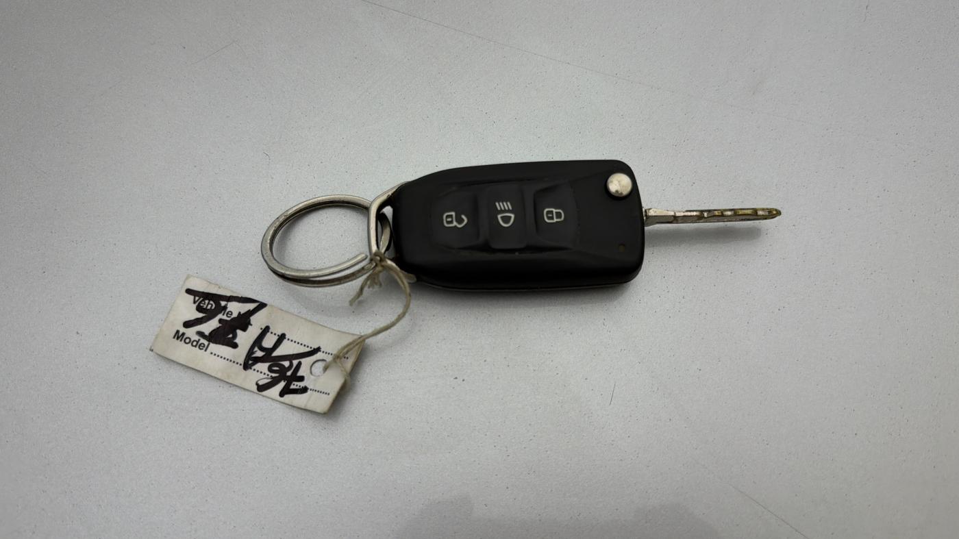 2017 Tata Tiago XZA PETROL, Petrol, Automatic, 76,602 km, Key Close Up