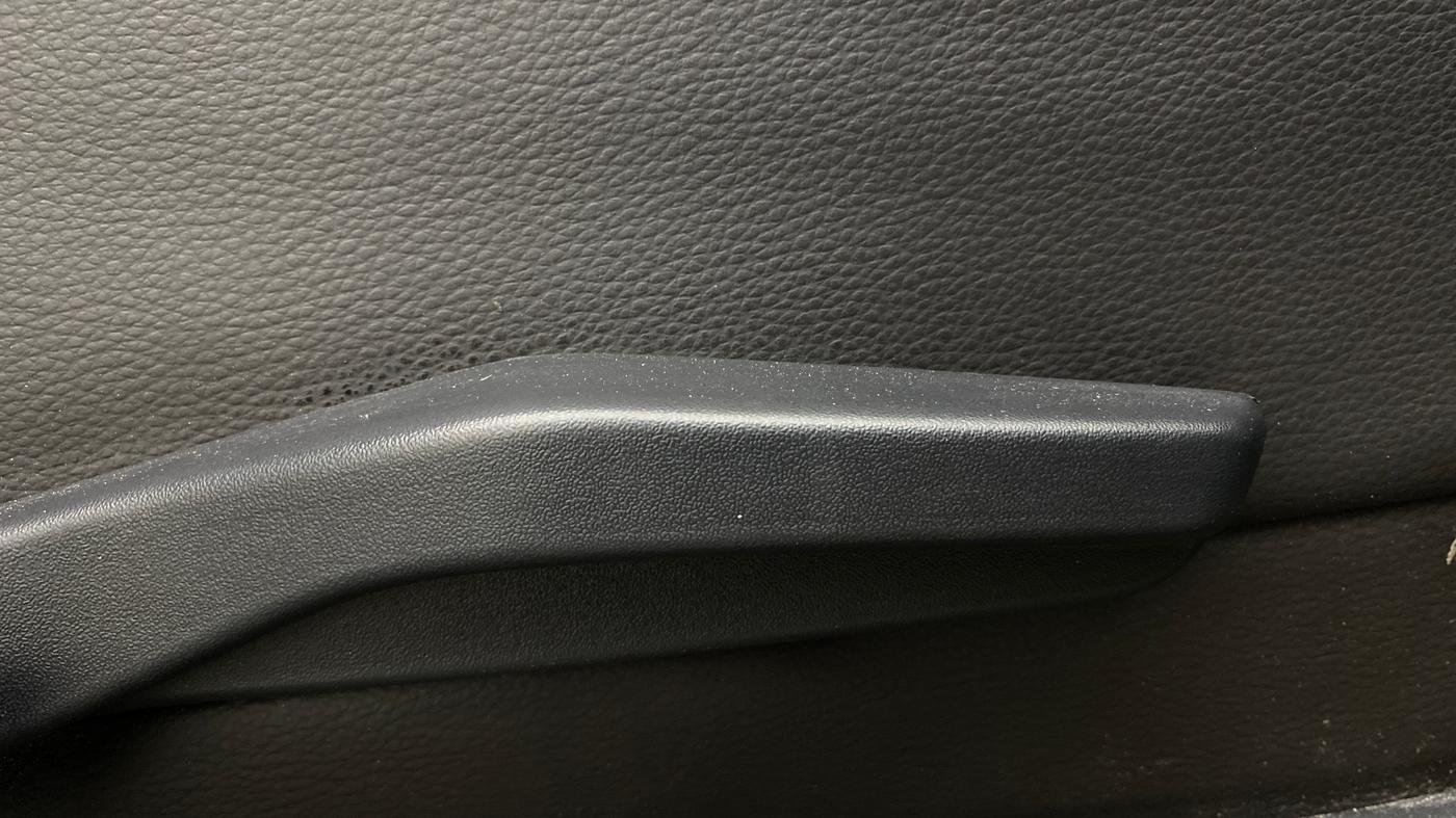 2021 Maruti XL6 ALPHA AT, Petrol, Automatic, 86,617 km, Driver Side Adjustment Panel
