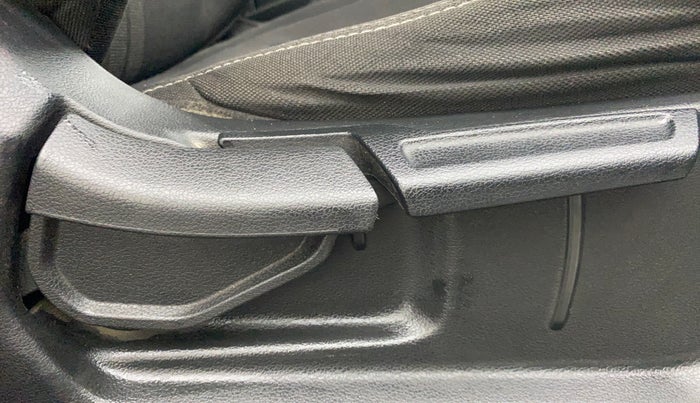 2020 Hyundai VENUE SX PLUS 1.0 TURBO DCT, Petrol, Automatic, 41,193 km, Driver Side Adjustment Panel
