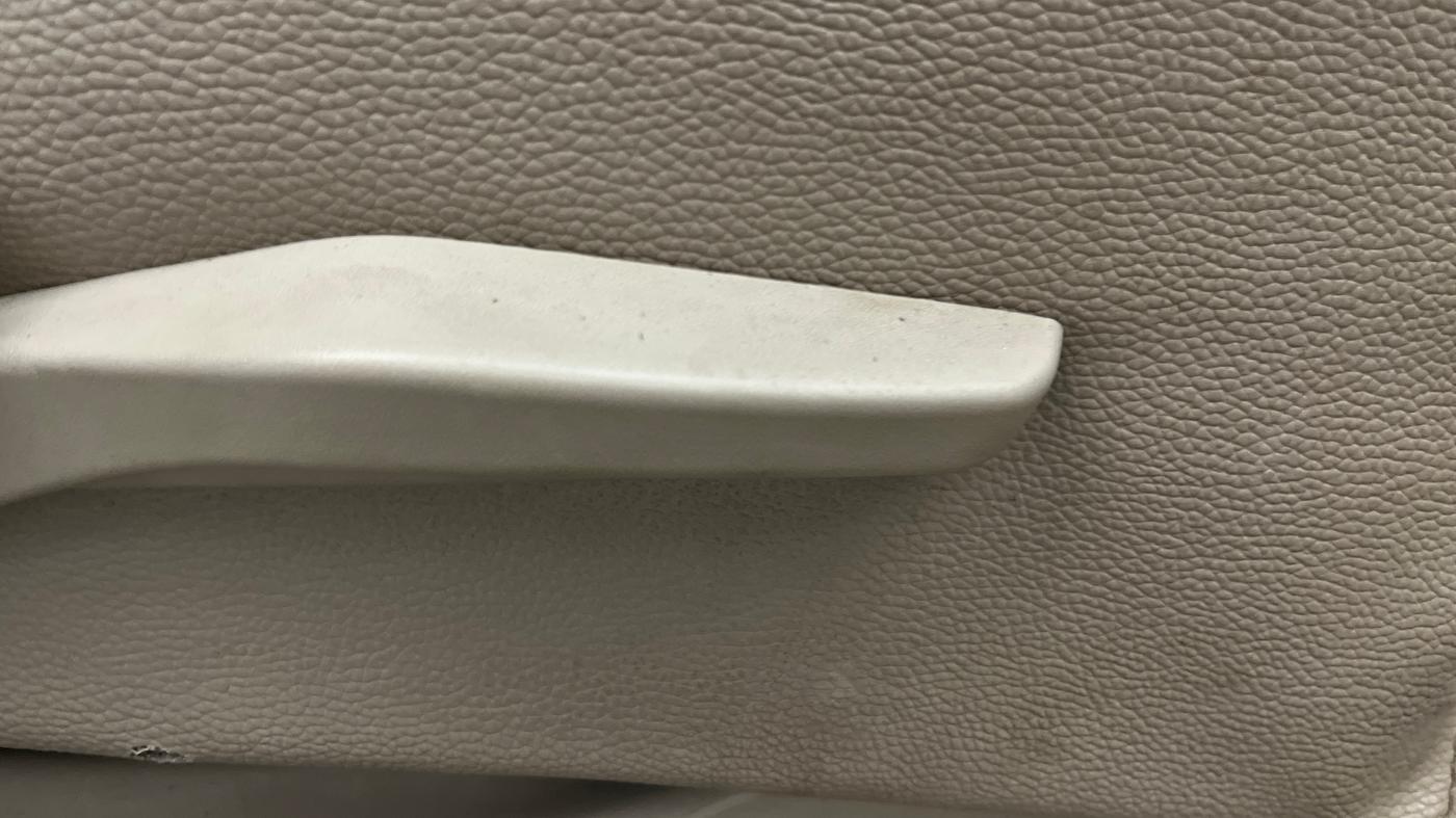 2018 Maruti Dzire ZXI AMT, Petrol, Automatic, 88,059 km, Driver Side Adjustment Panel