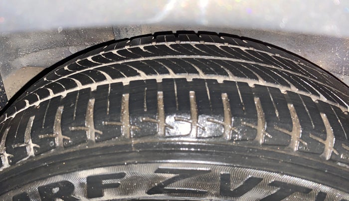 2016 Honda Jazz 1.2L I-VTEC SV, Petrol, Manual, 38,572 km, Right Rear Tyre Tread