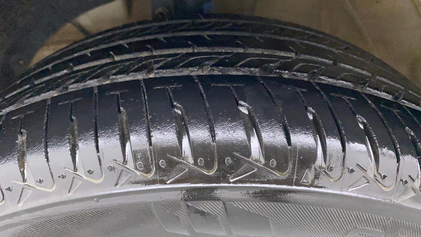 2021 Maruti Swift VXI, Petrol, Manual, 29,406 km, Left Front Tyre Tread
