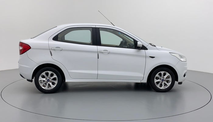 2017 Ford Figo Aspire 1.2 TITANIUM PETROL, Petrol, Manual, 41,530 km, Right Side View