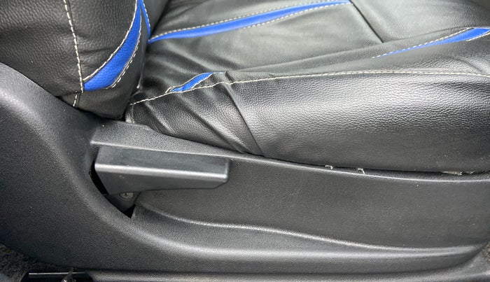 2018 Tata NEXON XM 1.2, Petrol, Manual, 22,703 km, Driver Side Adjustment Panel