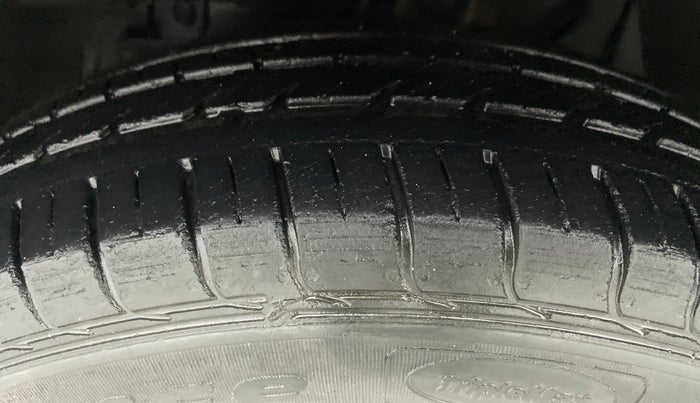 2018 Tata NEXON XM 1.2, Petrol, Manual, 22,703 km, Left Front Tyre Tread