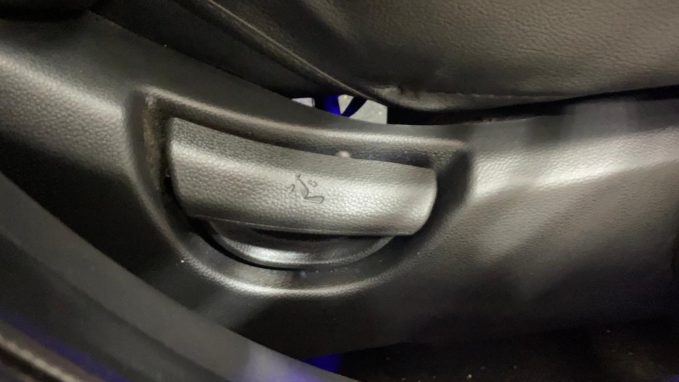 2017 Hyundai Grand i10 ASTA 1.2 KAPPA VTVT, Petrol, Manual, 57,196 km, Driver Side Adjustment Panel