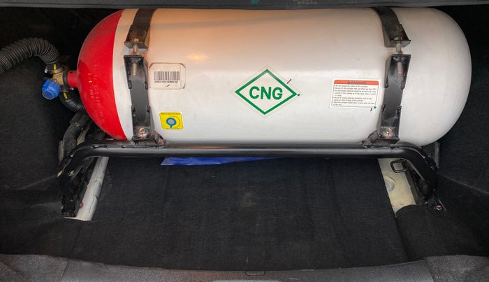 2021 Maruti Swift Dzire TOUR S CNG, CNG, Manual, 49,358 km, Boot Inside