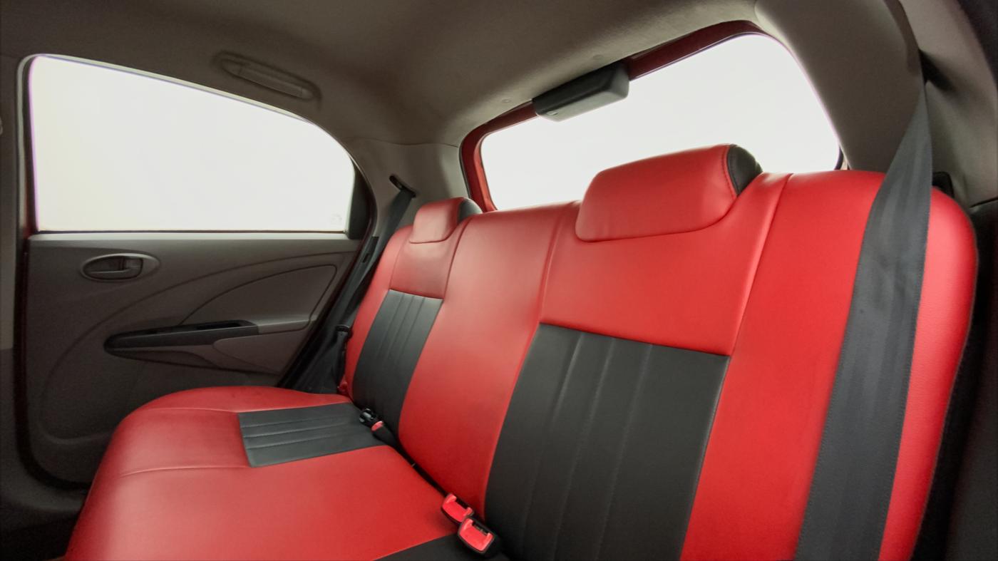 2011 Toyota Etios Liva G, Petrol, Manual, 33,651 km, Right Side Rear Door Cabin