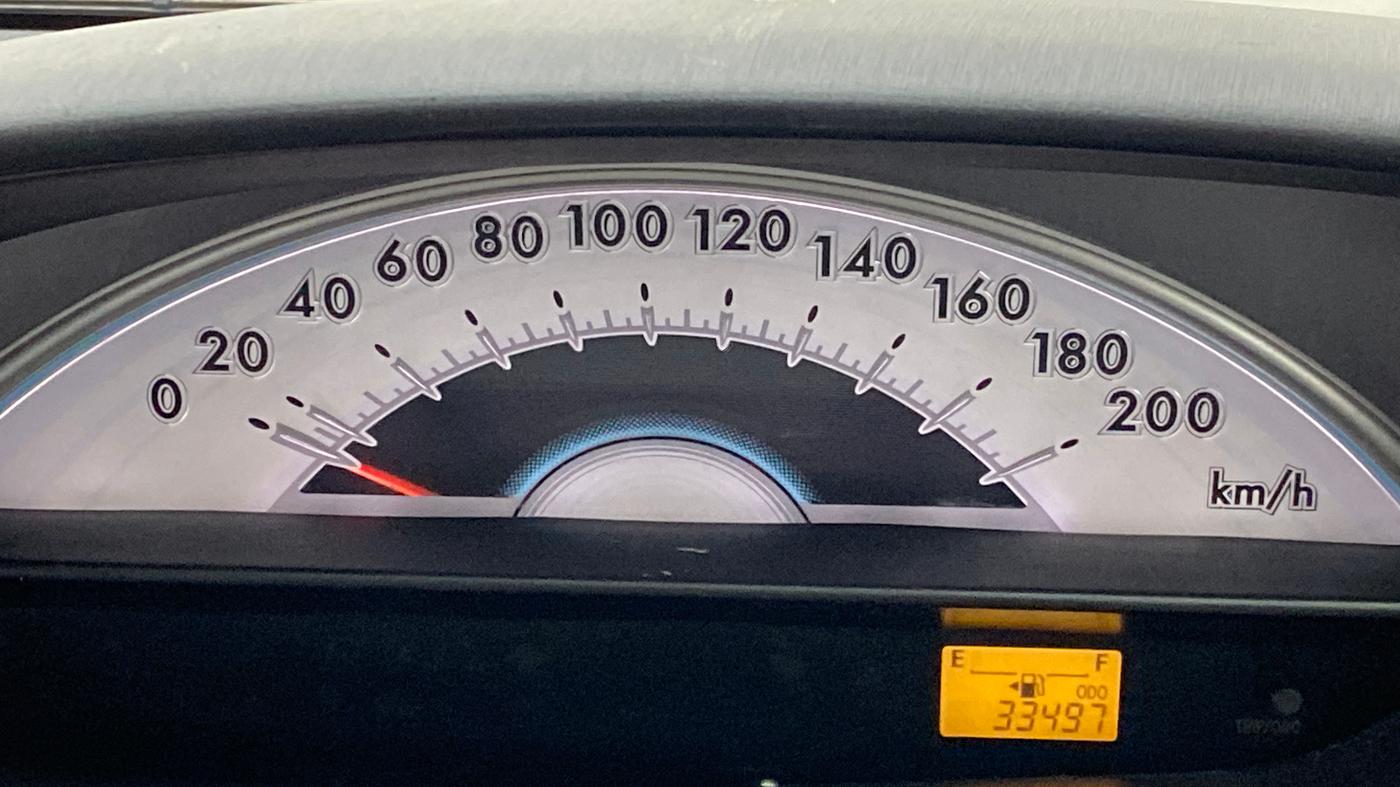 2011 Toyota Etios Liva G, Petrol, Manual, 33,651 km, Odometer Image