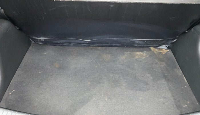 2019 Hyundai Grand i10 SPORTZ 1.2 KAPPA VTVT, Petrol, Manual, 77,045 km, Boot Inside