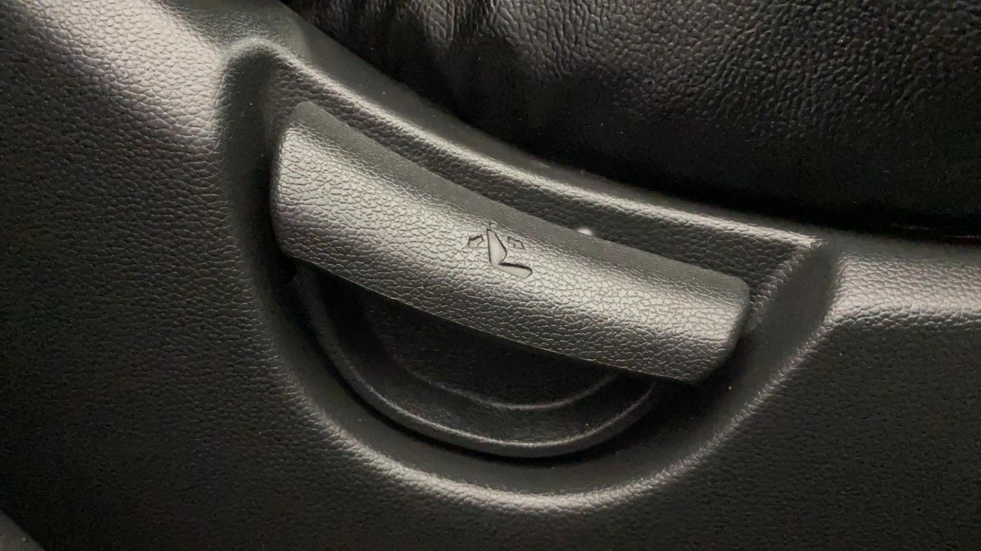 2019 Hyundai Grand i10 SPORTZ 1.2 KAPPA VTVT, Petrol, Manual, 77,045 km, Driver Side Adjustment Panel