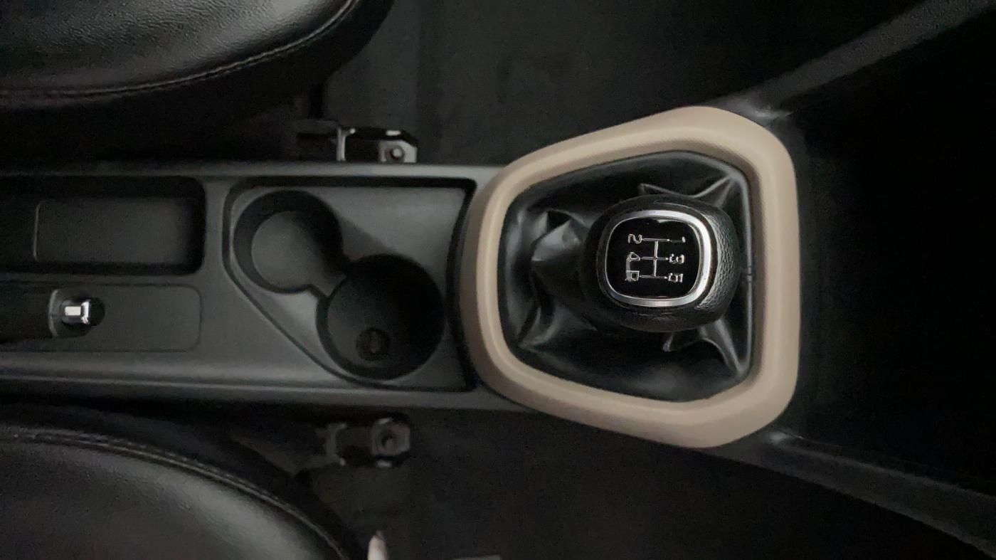2019 Hyundai Grand i10 SPORTZ 1.2 KAPPA VTVT, Petrol, Manual, 77,045 km, Gear Lever