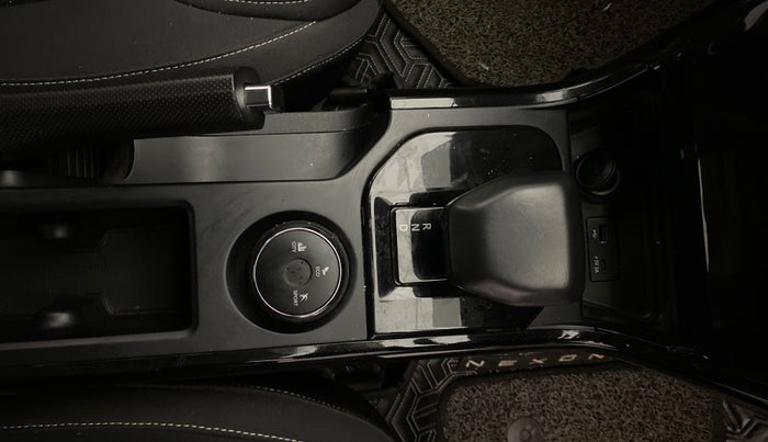 2023 Tata NEXON CREATIVE PLUS S 1.2 REVOTRON 6 MT, Petrol, Manual, 19,976 km, Gear Lever