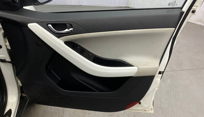 2023 Tata NEXON CREATIVE PLUS S 1.2 REVOTRON 6 MT, Petrol, Manual, 19,976 km, Driver Side Door Panels Control