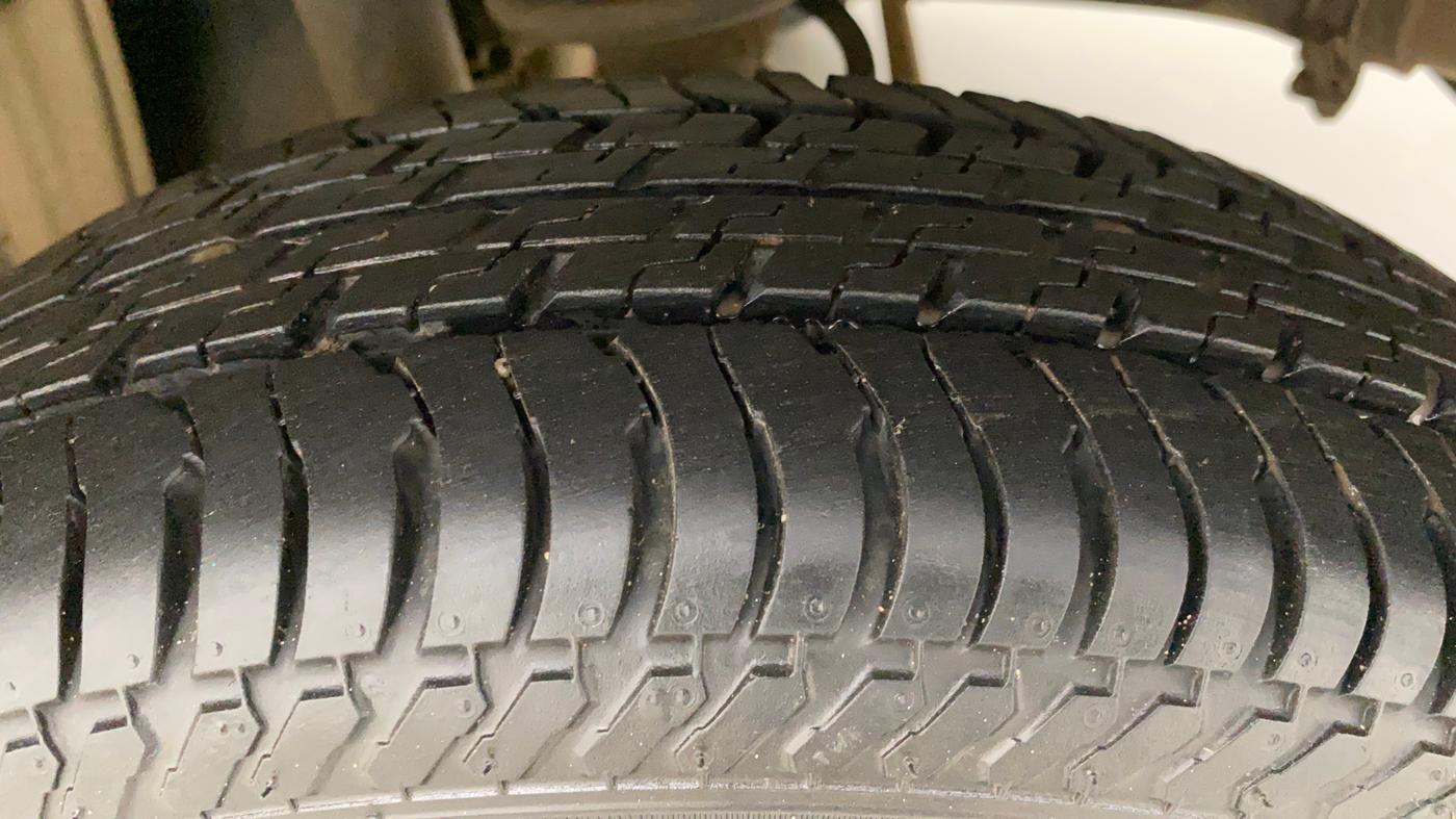 2017 Maruti Alto K10 VXI, Petrol, Manual, 52,204 km, Left Rear Tyre Tread