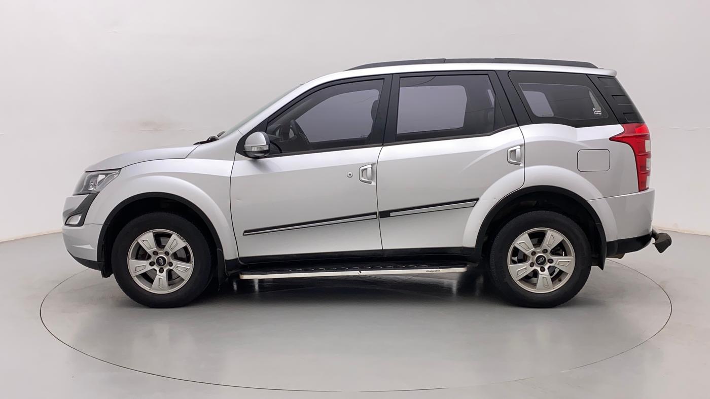 2017 Mahindra XUV500 W6, Diesel, Manual, 44,953 km, Left Side