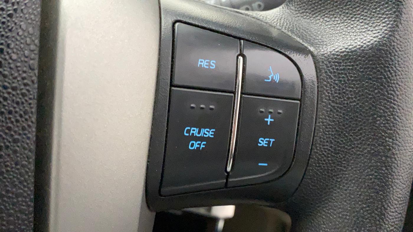 2017 Mahindra XUV500 W6, Diesel, Manual, 44,953 km, Adaptive Cruise Control
