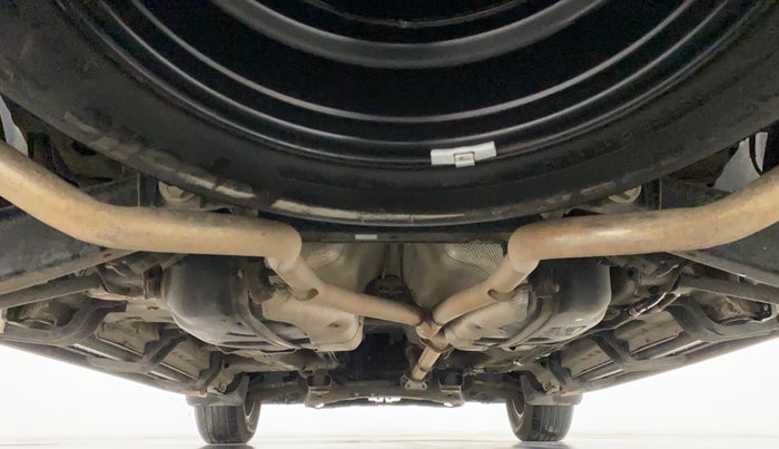 2017 Mahindra XUV500 W6, Diesel, Manual, 44,953 km, Rear Underbody