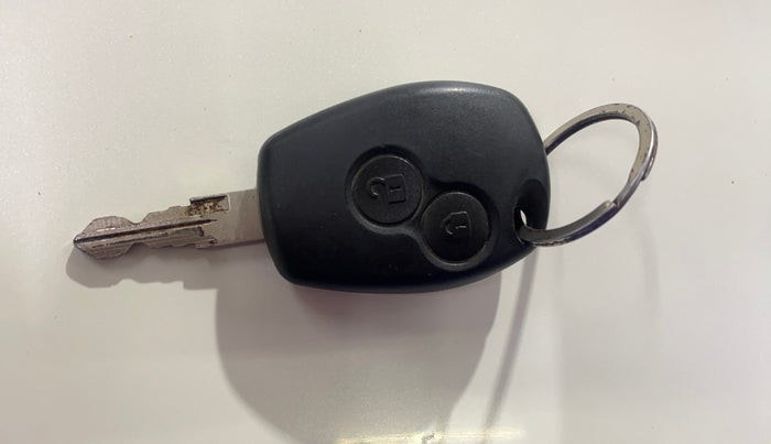 2014 Renault Duster 85 PS RXL DIESEL, Diesel, Manual, 1,19,788 km, Key Close Up