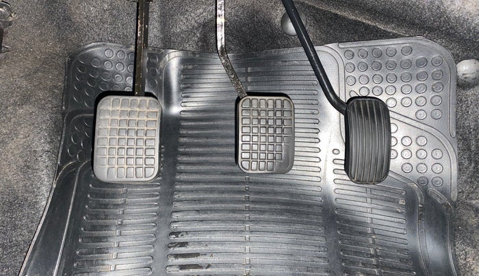 2018 Tata Tiago XT PETROL, Petrol, Manual, 55,721 km, Pedals