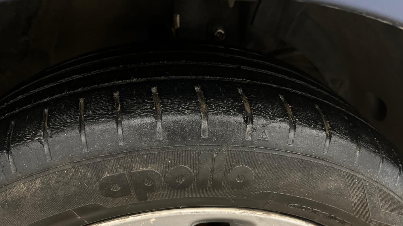 2018 Maruti Baleno ALPHA PETROL 1.2, Petrol, Manual, 93,786 km, Right Front Tyre Tread