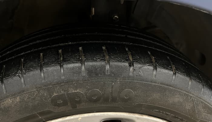 2018 Maruti Baleno ALPHA PETROL 1.2, Petrol, Manual, 93,786 km, Right Front Tyre Tread