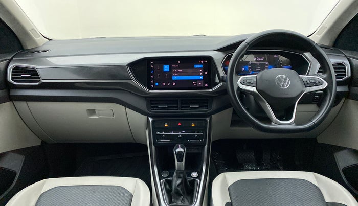 2022 Volkswagen TAIGUN TOPLINE 1.0 TSI AT, Petrol, Automatic, 9,955 km, Dashboard