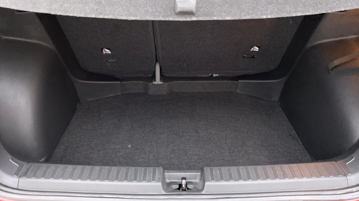 2022 Volkswagen TAIGUN TOPLINE 1.0 TSI AT, Petrol, Automatic, 9,955 km, Boot Inside