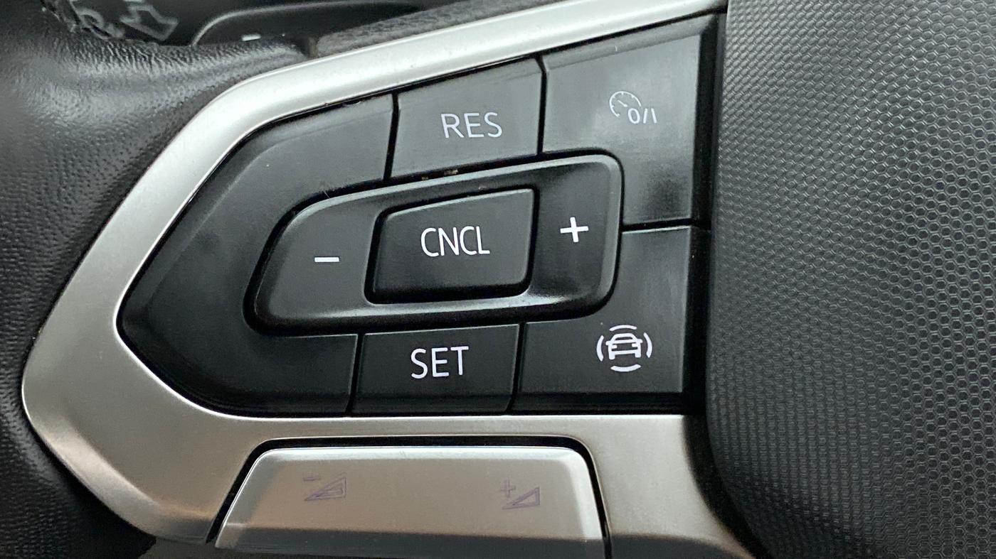 2022 Volkswagen TAIGUN TOPLINE 1.0 TSI AT, Petrol, Automatic, 9,955 km, Adaptive Cruise Control
