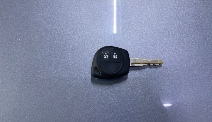 2014 Maruti Wagon R 1.0 VXI, Petrol, Manual, 1,30,697 km, Key Close Up