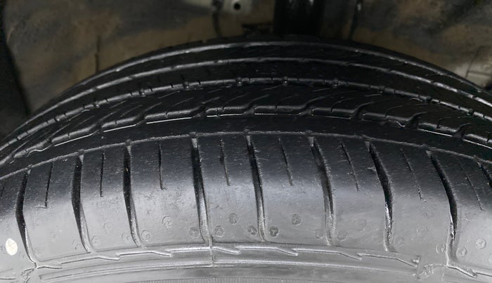 2020 KIA SELTOS HTK 1.5 PETROL, Petrol, Manual, 14,469 km, Right Front Tyre Tread