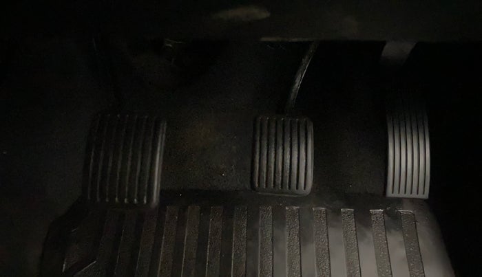 2015 Hyundai Grand i10 SPORTZ 1.2 KAPPA VTVT, Petrol, Manual, 5,592 km, Pedals