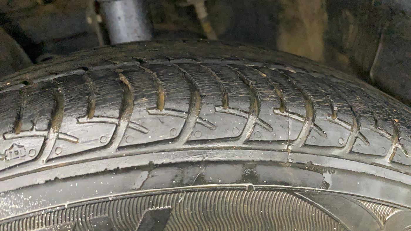 2019 Datsun Go Plus T, Petrol, Manual, 22,295 km, Left Front Tyre Tread