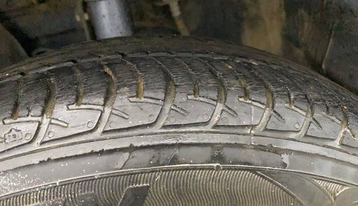 2019 Datsun Go Plus T, Petrol, Manual, 22,295 km, Left Front Tyre Tread