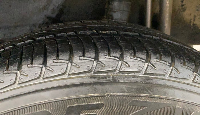 2019 Datsun Go Plus T, Petrol, Manual, 22,295 km, Left Rear Tyre Tread