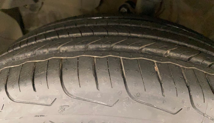 2017 Honda WR-V 1.2L I-VTEC VX MT, Petrol, Manual, 43,295 km, Left Front Tyre Tread