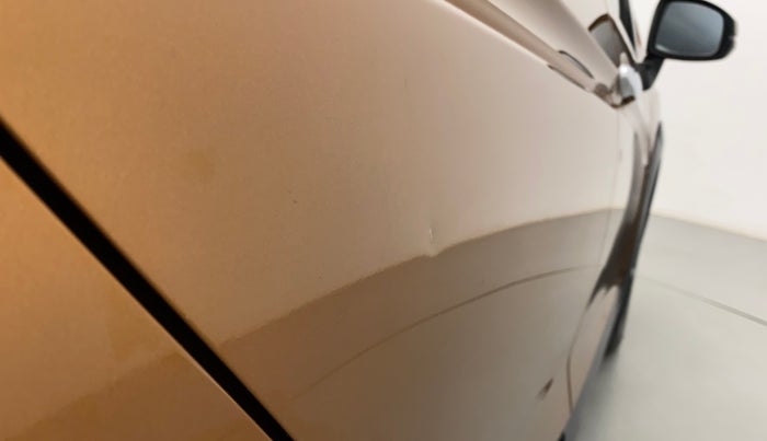 2017 Honda WR-V 1.2L I-VTEC VX MT, Petrol, Manual, 43,295 km, Right rear door - Slightly dented