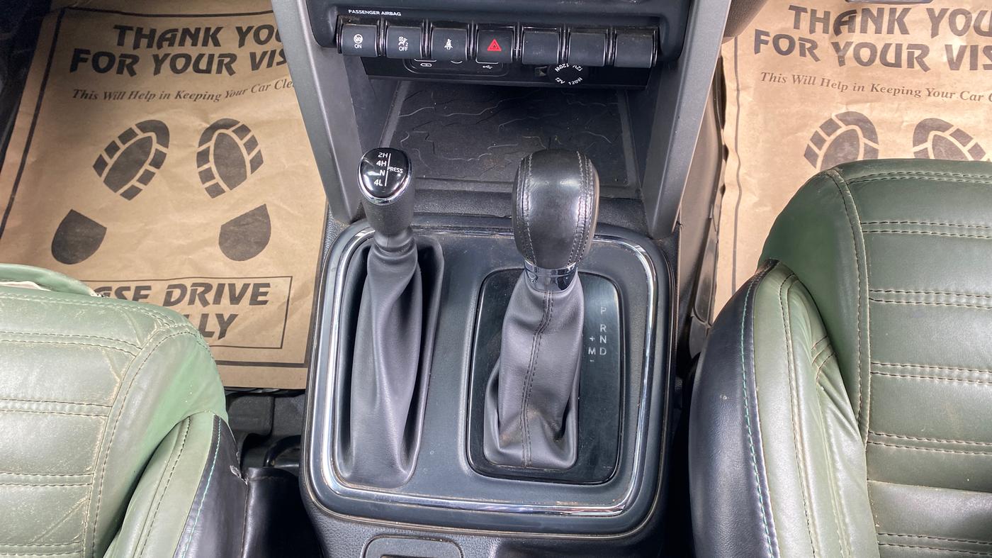 2021 Mahindra Thar LX PETROL HT 4WD AT, Petrol, Automatic, 42,277 km, Gear Lever