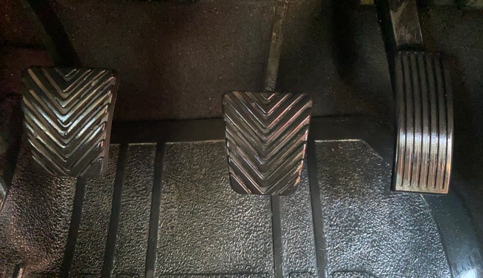 2017 Hyundai Elite i20 ASTA 1.2 (O), Petrol, Manual, 33,644 km, Pedals