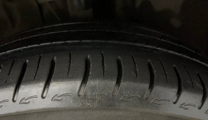 2023 Tata ALTROZ XZA PLUS DARK EDTION, Petrol, Automatic, 32,755 km, Right Front Tyre Tread