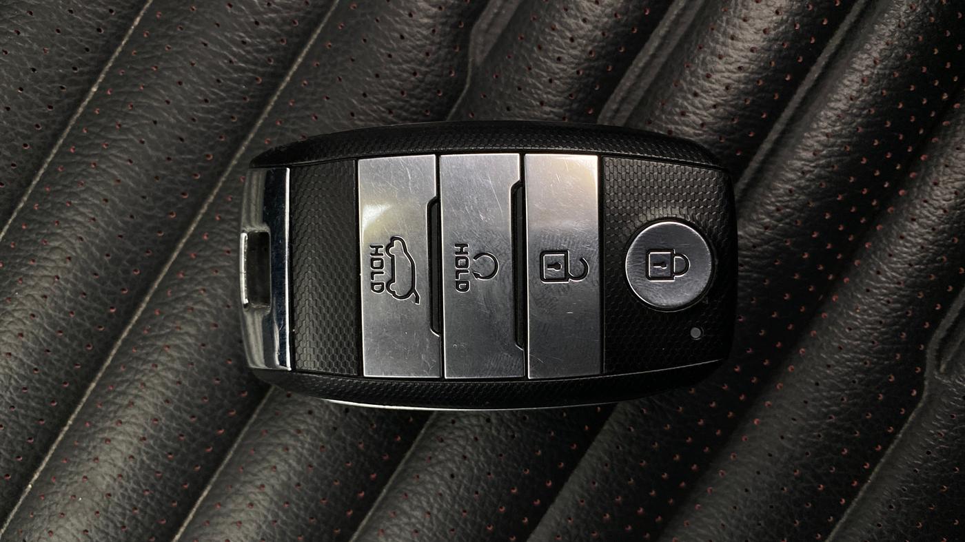 2023 KIA SONET GTX PLUS 1.0 DCT, Petrol, Automatic, 28,748 km, Key Close Up